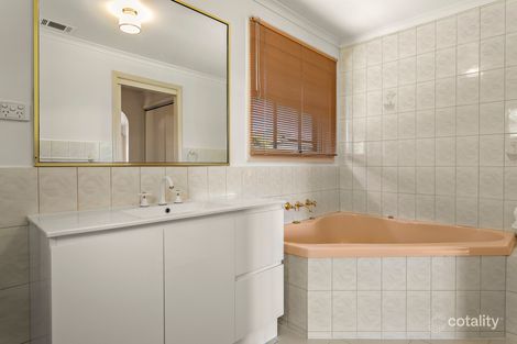 Property photo of 70 Shepherd Road Glen Waverley VIC 3150