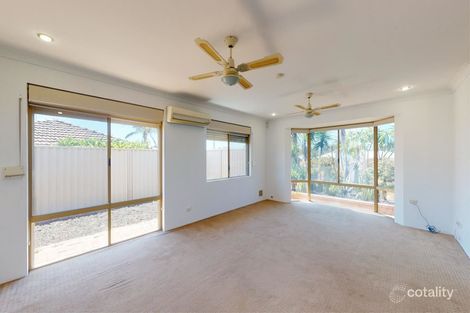 Property photo of 22 Templemore Drive Heathridge WA 6027