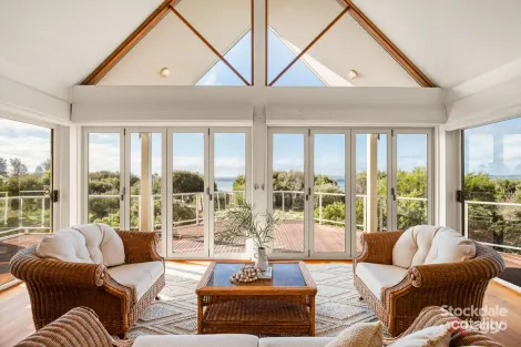 Property photo of 101 Silverleaves Avenue Silverleaves VIC 3922