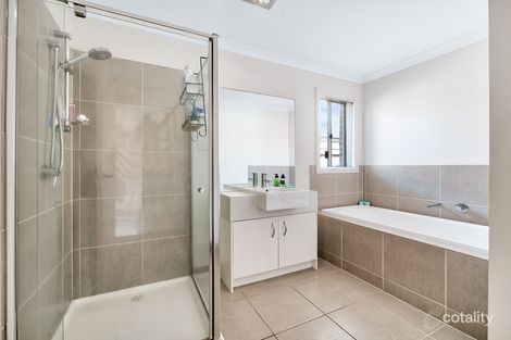 Property photo of 13 Glenelg Street Clyde North VIC 3978