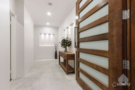 Property photo of 7 Yarrow Street Treeby WA 6164