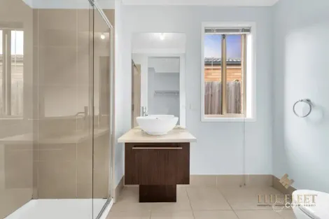 Property photo of 14 Mark Drive Tarneit VIC 3029