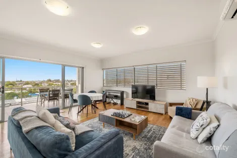 Property photo of 2804/19 Playfield Street Chermside QLD 4032