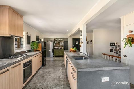 Property photo of 31 Rose Parade Mount Pleasant NSW 2519