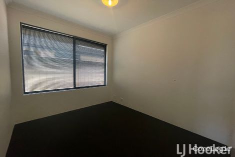 Property photo of 49 Highcliffe Circle Lakelands WA 6180