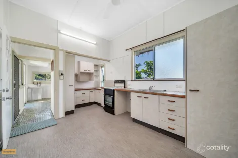 Property photo of 12 Tulip Goondi Hill QLD 4860