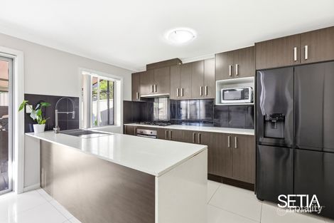 Property photo of 13 Sonoran Glade Plumpton NSW 2761