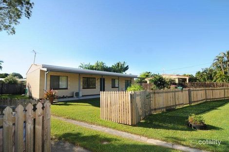 7 Greenfield Cl, Mooroobool, QLD 4870