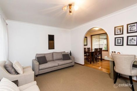 Property photo of 38 Stonehaven Drive Metford NSW 2323