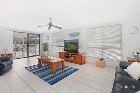 Property photo of 4 Pine Avenue Davistown NSW 2251
