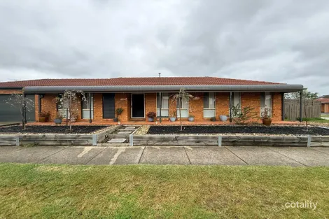 6 Elpara Way, Hampton Park, VIC 3976