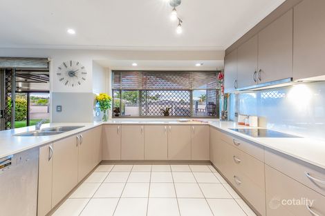 Property photo of 2 Madrid Court Wishart QLD 4122