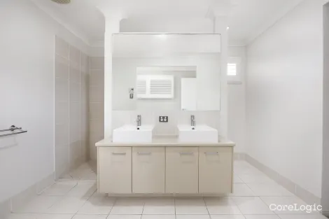Property photo of 2 Isobel Street Clontarf QLD 4019