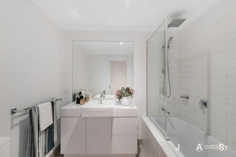 Property photo of 20 Rivet Walk Maidstone VIC 3012