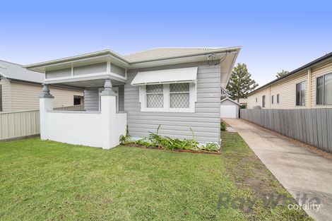 15 Gordon St, Mayfield West, NSW 2304