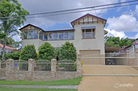 19 Hipwood Ave, Coorparoo, QLD 4151