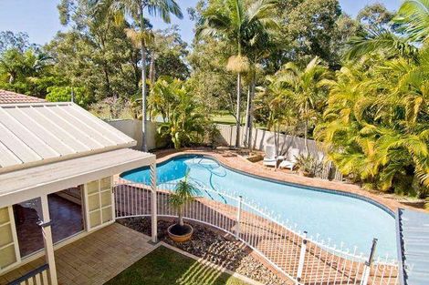 28 Taronne St, Carindale, QLD 4152