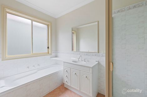 Property photo of 4/1 Curtin Street Kennington VIC 3550