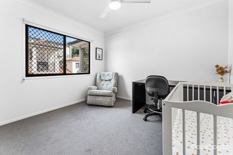 Property photo of 1/20 Finney Road Indooroopilly QLD 4068