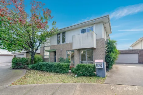 Property photo of 65 Ringtail Circuit Maidstone VIC 3012