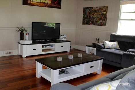 33 Coopers Camp Rd, Bardon, QLD 4065