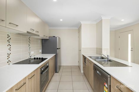 Property photo of 21 Pine Place Upper Kedron QLD 4055