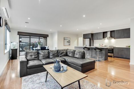 Property photo of 64 Evergreen Crescent Craigieburn VIC 3064