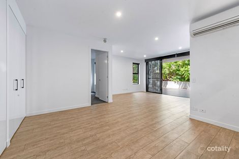 201/147 Sir Fred Schonell Dr, St Lucia, QLD 4067