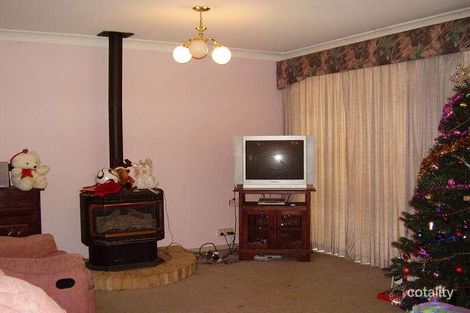 Property photo of 32 Mallee Way Forrestfield WA 6058