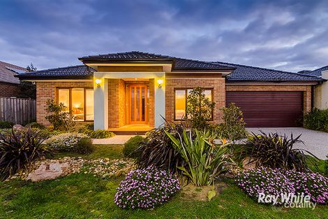 13 Mallett Gr, Lyndhurst, VIC 3975