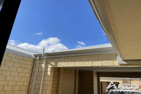 Property photo of 28 Shine Lane Willetton WA 6155