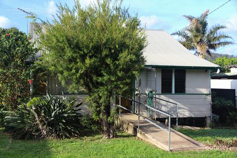 Property photo of 18 Oxley Parade Dunwich QLD 4183