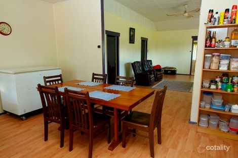 Property photo of 18 Oxley Parade Dunwich QLD 4183