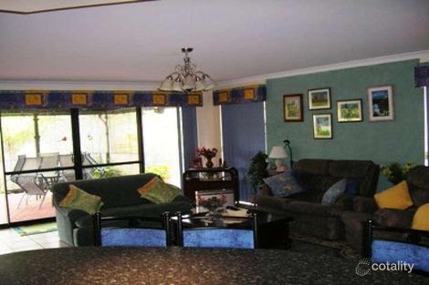 Property photo of 25 Waterview Grove Ellenbrook WA 6069