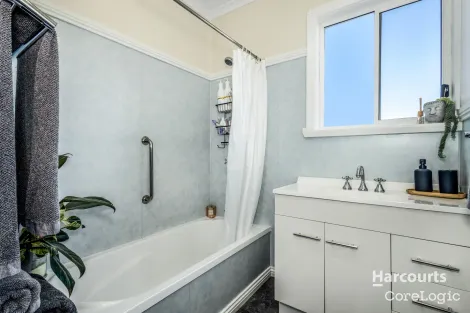 Property photo of 10 Lucas Place Acton TAS 7320