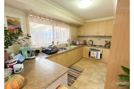 Property photo of 1/1 Post Place Lake Albert NSW 2650