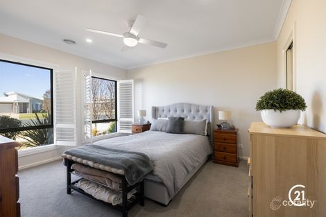 Property photo of 23 Brolga Avenue Moama NSW 2731