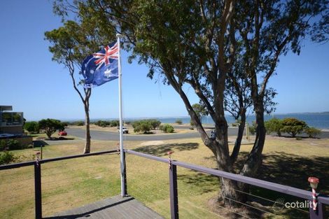 Property photo of 2 Marina Drive Paynesville VIC 3880