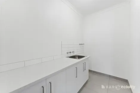 Property photo of 5 Adams Street St Albans VIC 3021