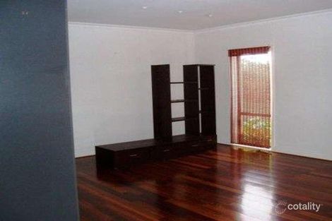 Property photo of 12 Creekbank Place Caroline Springs VIC 3023