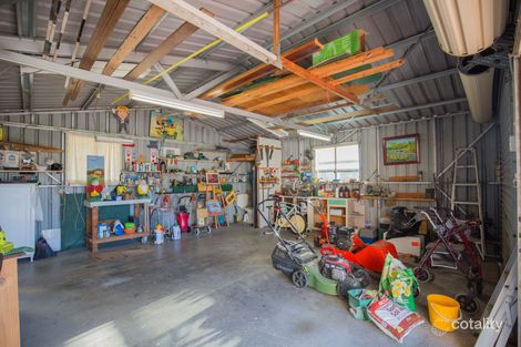 Property photo of 2 Banks Street Avoca QLD 4670