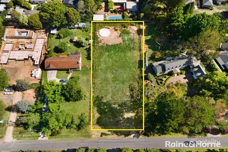 13 Toongoon Rd, Burradoo, NSW 2576