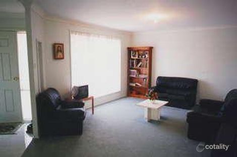 Property photo of 10 Rowany Close Bonnyrigg NSW 2177