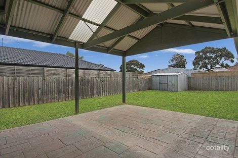 Property photo of 43 Oberon Drive Carrum Downs VIC 3201