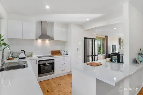 Property photo of 8 Mirreen Drive Tugun QLD 4224