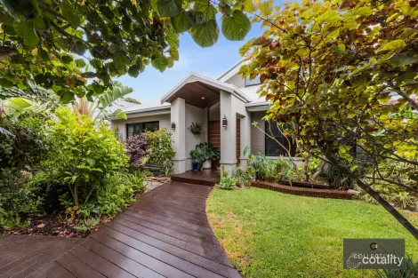 Property photo of 14 Merrick Way Duncraig WA 6023