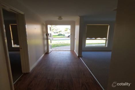 Property photo of 3 Normanton Place Berwick VIC 3806