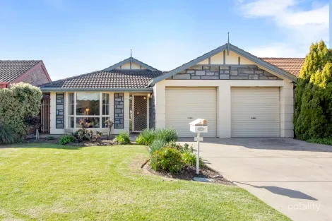 Property photo of 3 Royal Close Findon SA 5023