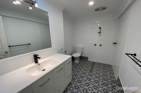 Property photo of 2/120 The Esplanade Paradise Point QLD 4216