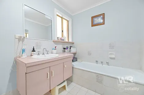 Property photo of 15 Harrogate Road Gledhow WA 6330